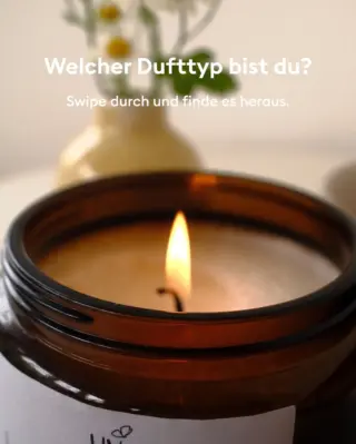 Welcher Dufttyp bist du? 🍋🌿🕯️Düfte sind mehr als nur Geruch – sie berühren Erinnerungen, schaffen Atmosphäre, erzählen Geschichten.Und bald … kommt etwas ganz Neues. Zwei Düfte, die perfekt zu euch passen könnten.💛 Schreib uns in die Kommentare: Was ist dein Dufttyp?#livbyneher #neherinsektenschutz #kerzenliebe #duftkerzen #wohlfühlort #wohlfühlduft #wohlfühloase #schönerwohnen #wohlfühlen #natürlichwohnen